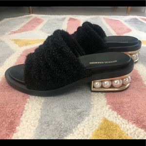 Nicholas Kirkwood 35mm casati pearl slides